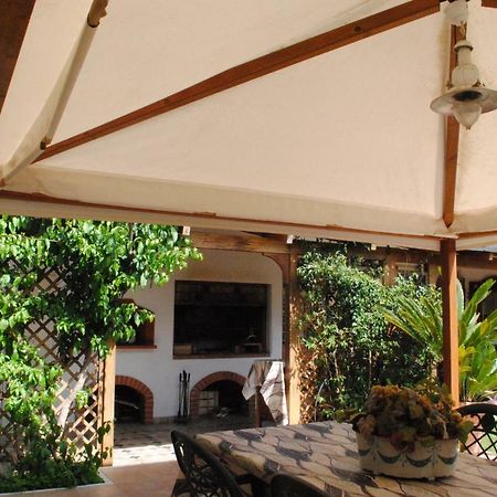נטונו Villa Regina B&B מראה חיצוני תמונה