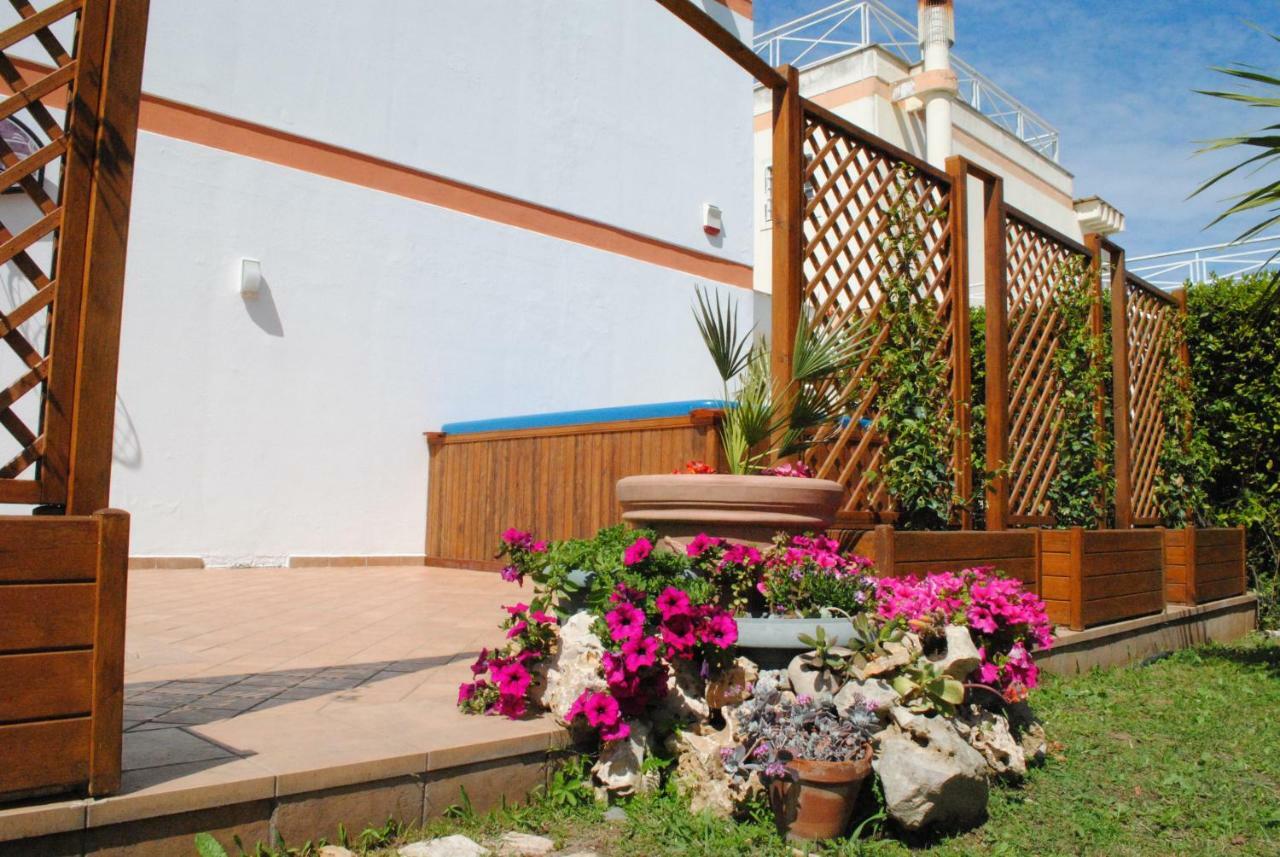 נטונו Villa Regina B&B מראה חיצוני תמונה