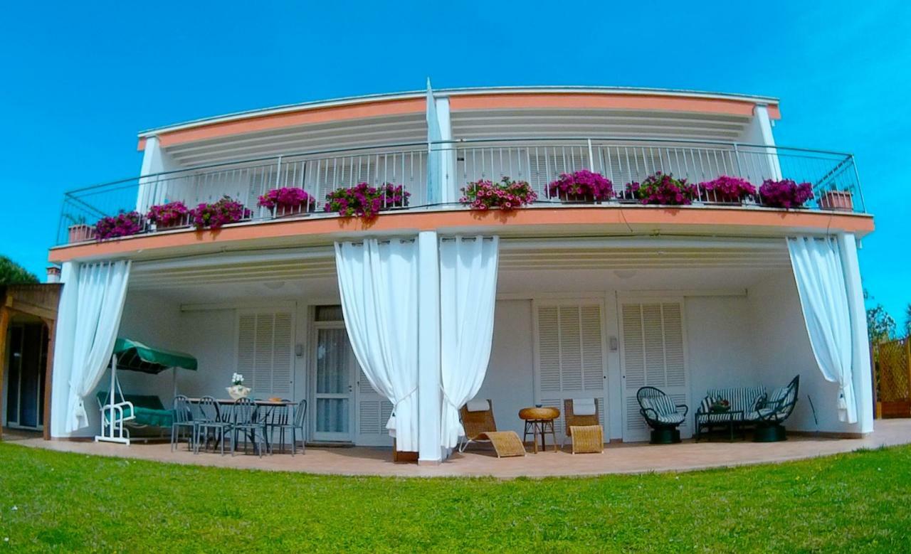 נטונו Villa Regina B&B מראה חיצוני תמונה